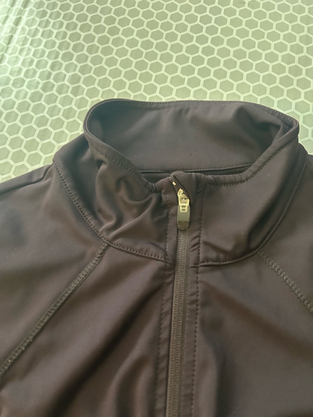 Tangerine Dark Plum Jacket with Gold Sunburst Logo. Size M - Picture 2 of 6